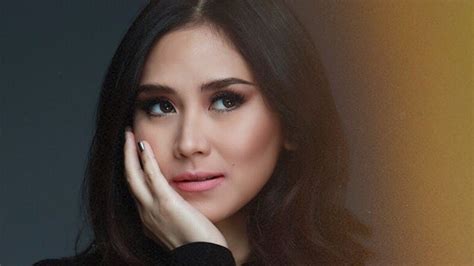 Uniquely Filipino: Sarah Geronimo Charms Amsterdam With 'This 15 Me' Concert Tour